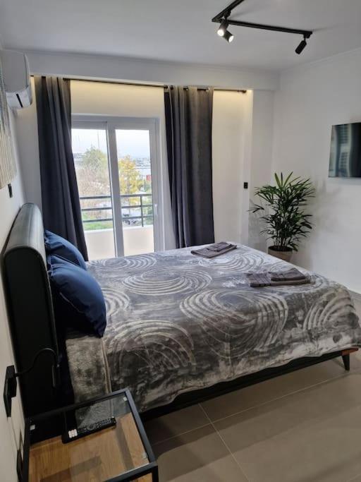 Patras Blue Sea And Sky Deluxe Apartment מראה חיצוני תמונה